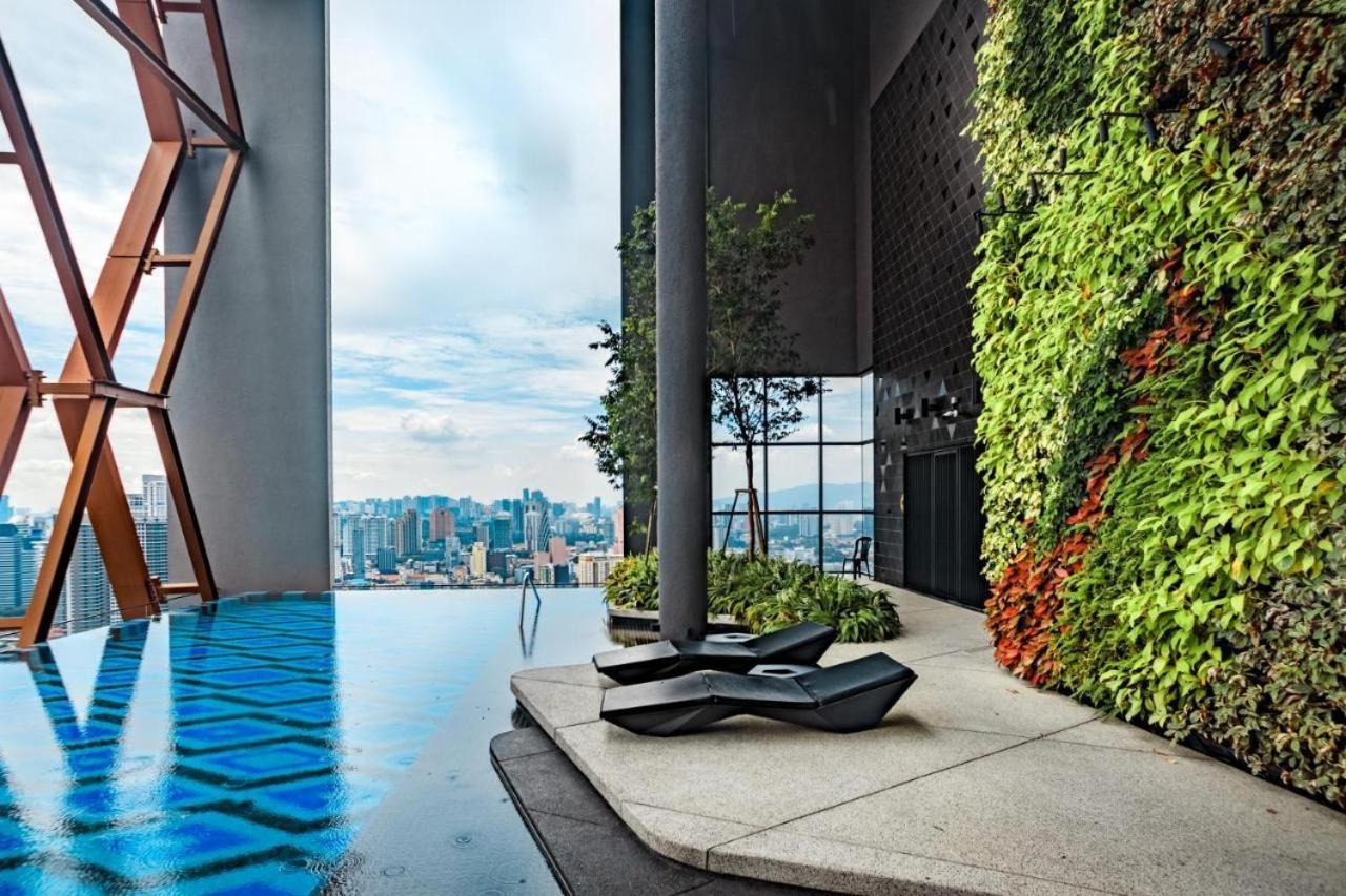 Scarletz Suites Klcc By Luxe Suites Kuala Lumpur Exterior photo