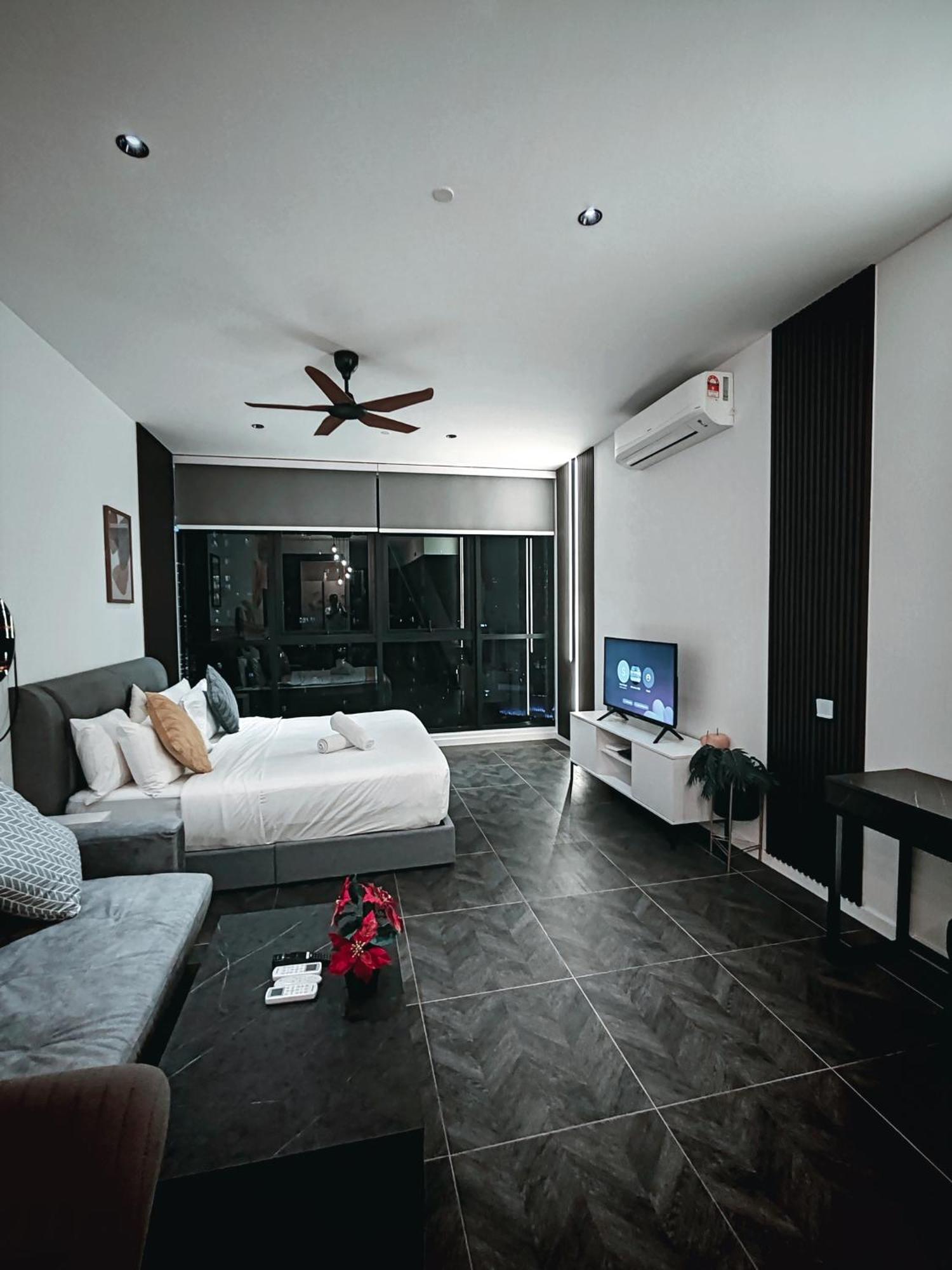 Scarletz Suites Klcc By Luxe Suites Kuala Lumpur Room photo